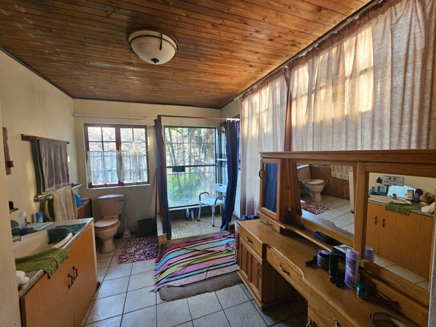 Commercial Property for Sale in Waterglen A H North West